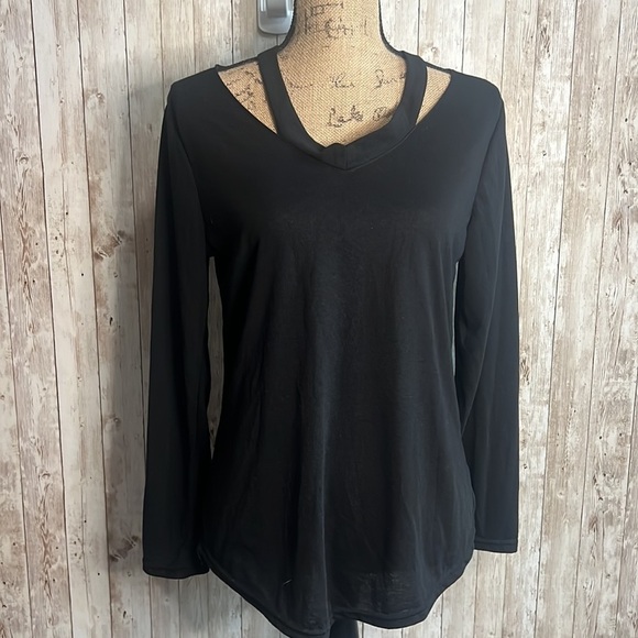 💚 Miaoran Fashion Black Cutout Long Sleeve Shirt - Picture 3 of 6
